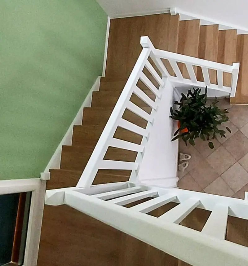 L'impact de la couleur et de la matière sur vos escaliers intérieurs