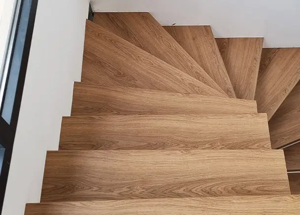 Escalier en béton rénové