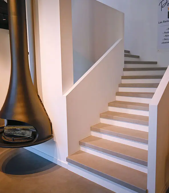 Rénovation d'escaliers de commerce professionnel