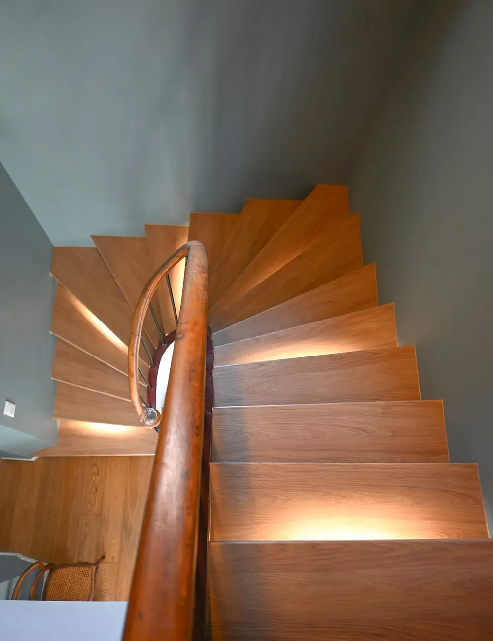 renovation-dun-escalier-chez-m-lequesne-securite-et-esthetique-reunies-2