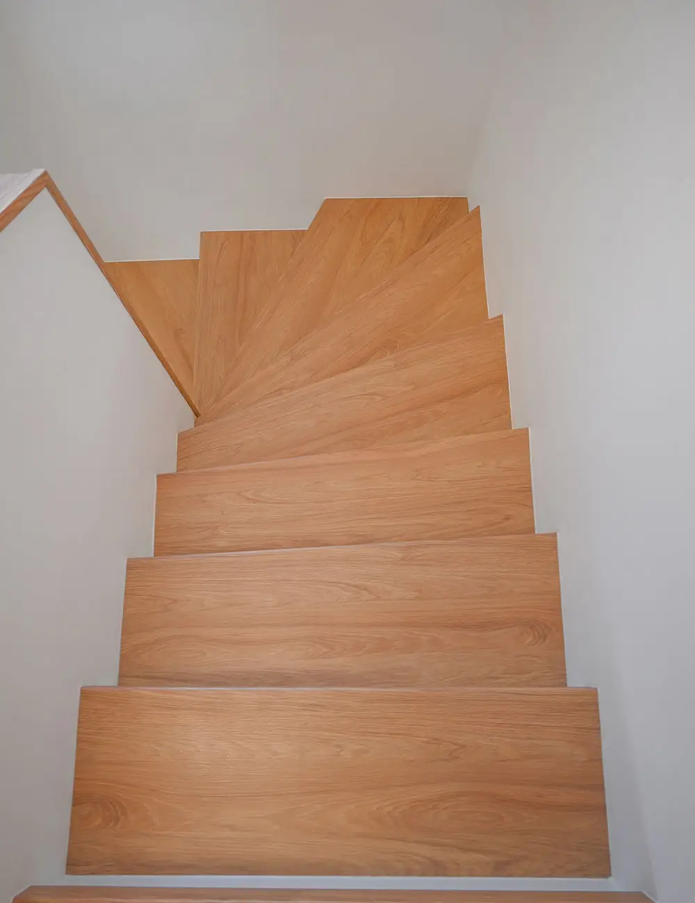 renovation-et-securisation-dun-escalier-chez-monsieur-rigaud-2