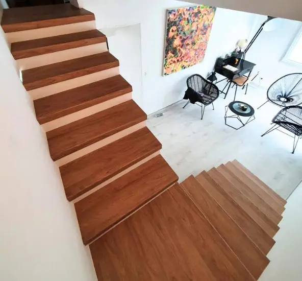 Habillage d'escalier en béton - après