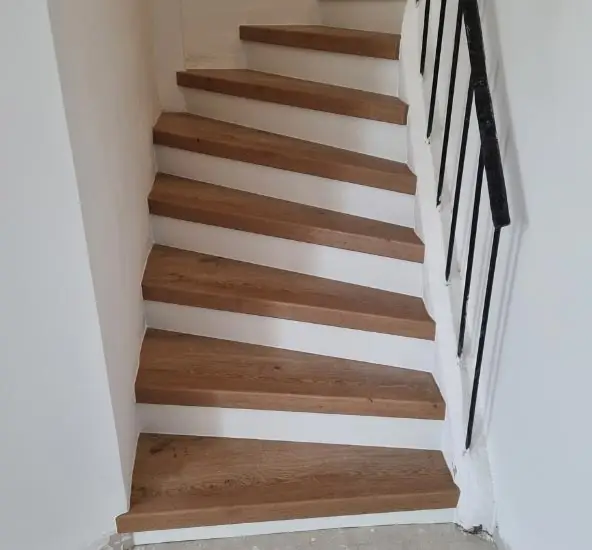 Habillage d'escalier en carrelage - après